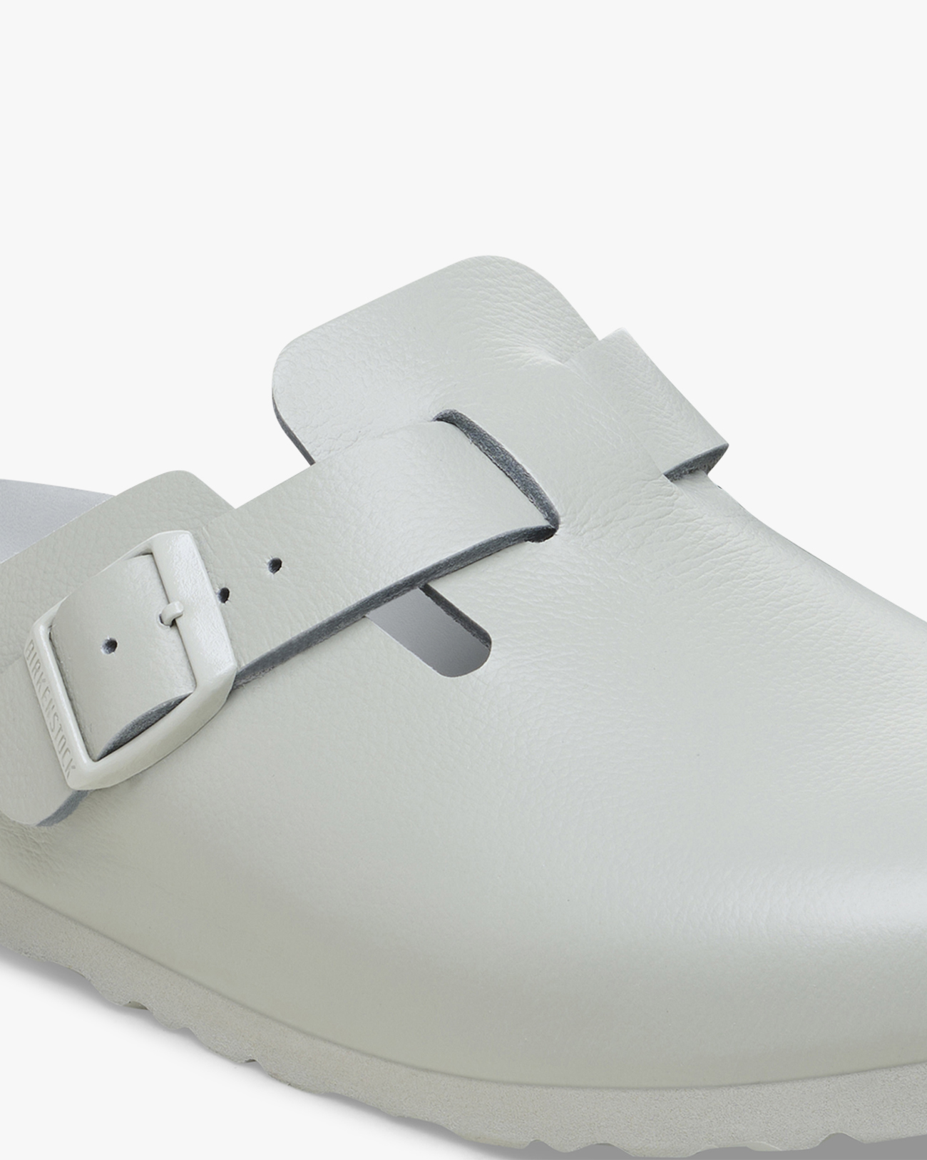 Boston Exquisite Mineral Grey Natural Leather Regular